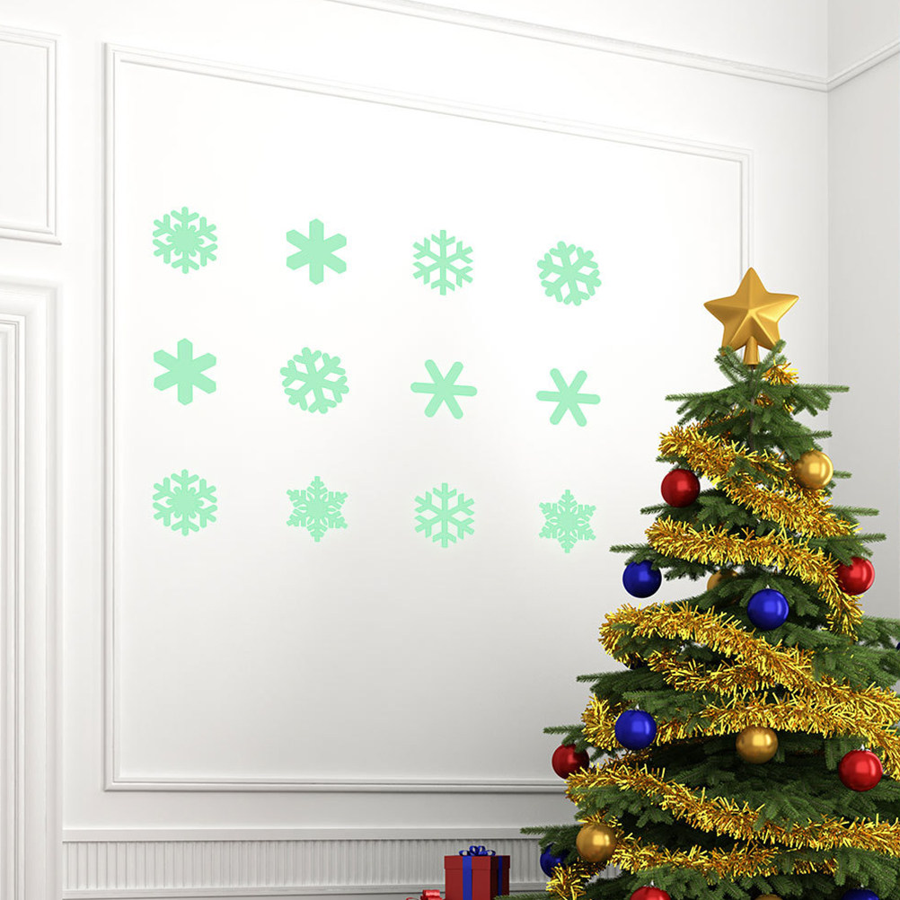 Набор светящихся наклеек-снежи – обзор и цена Snowflake Window Decal